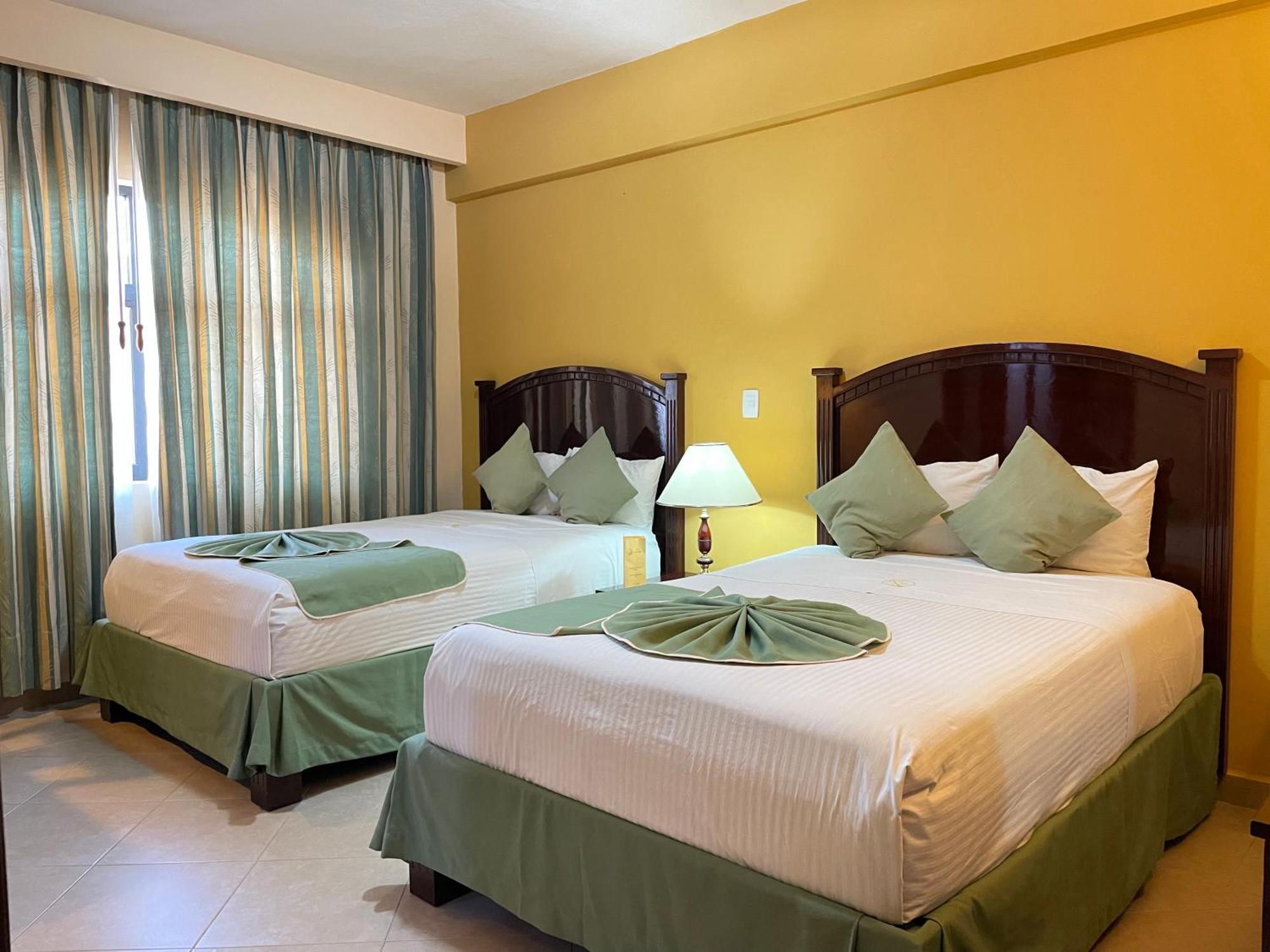 Hotel Centenario Iguala Bagian luar foto