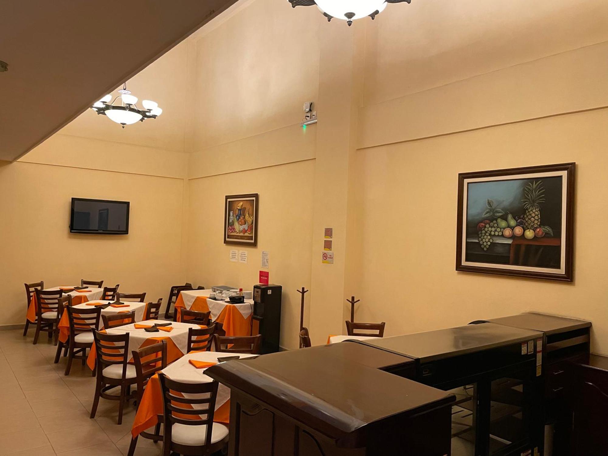 Hotel Centenario Iguala Bagian luar foto