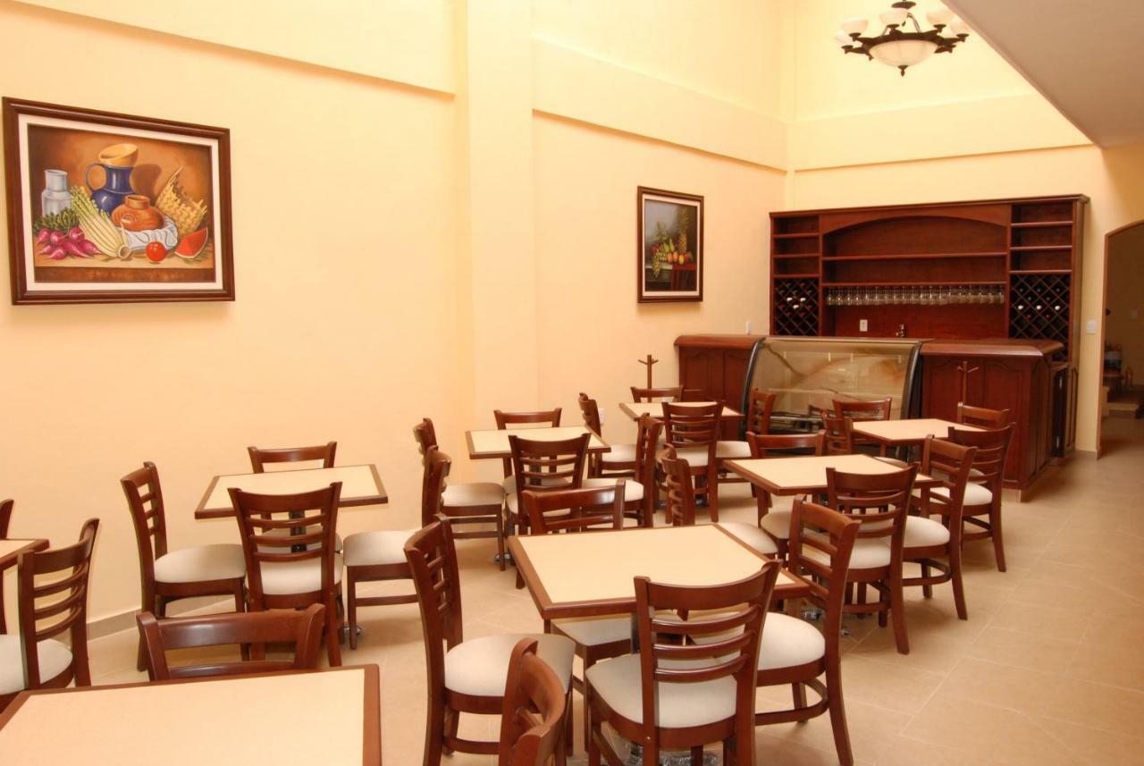 Hotel Centenario Iguala Bagian luar foto
